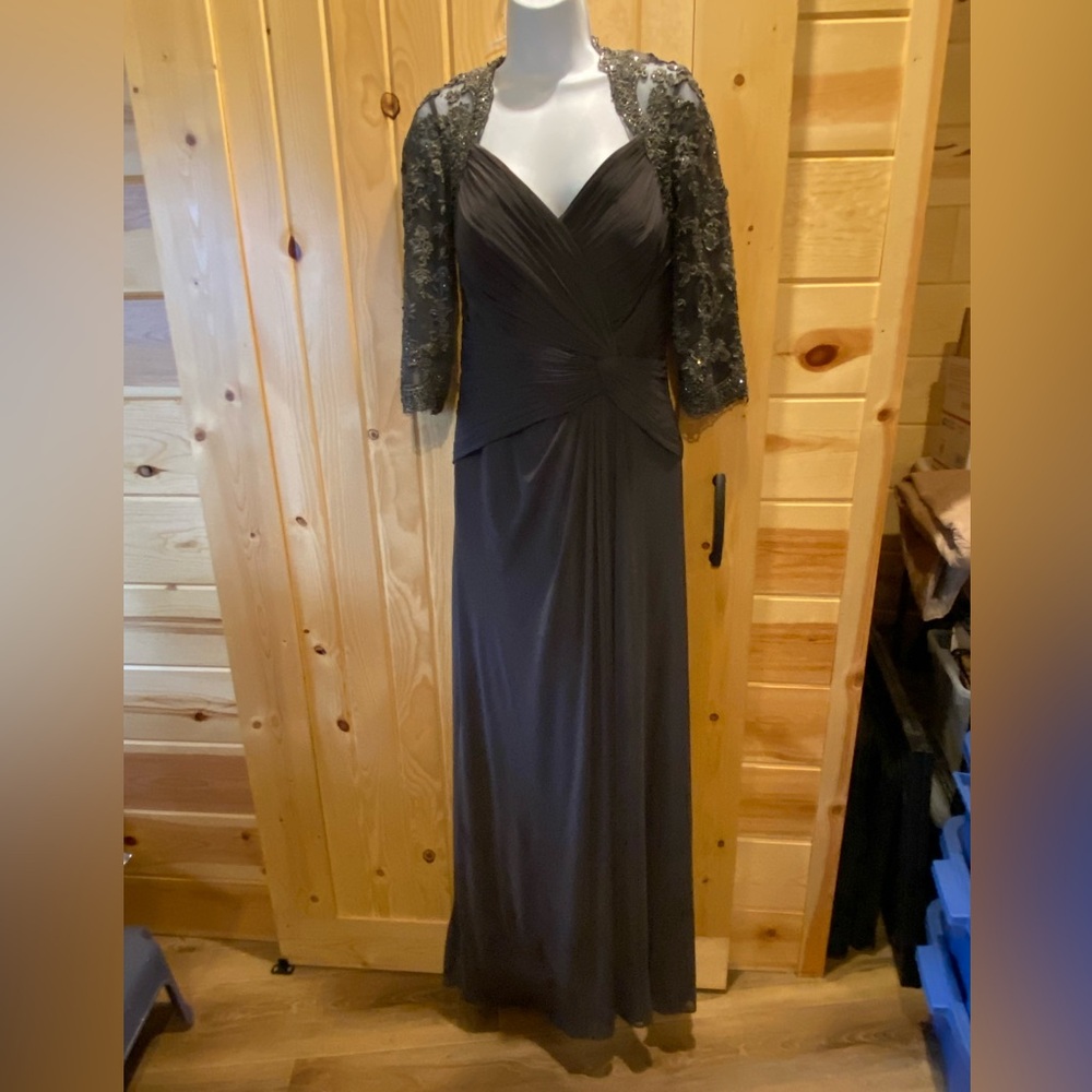 Nordstrom Mother of the Bride/Groom Dress, size 8 (fits like 10/12)